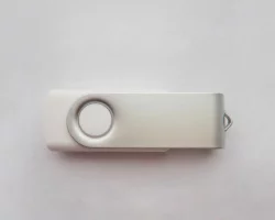 Памет USB 32GB ESTILLO SD-01 без лого бял